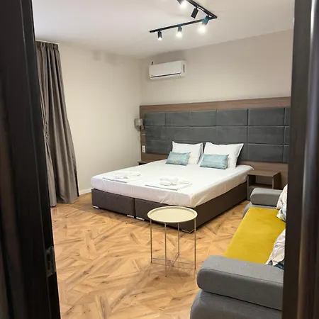 судио диксан Apartament *